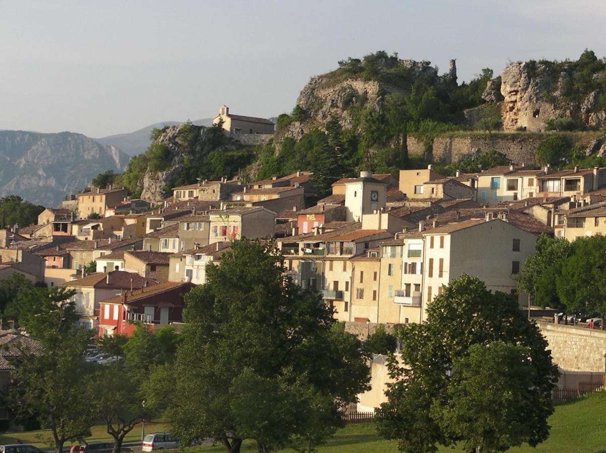 Verdon Appartement Notre "Chez Vous" 艾吉纳 外观 照片